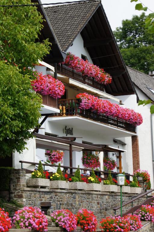 Hotel Rittersprung Ouren Exterior photo
