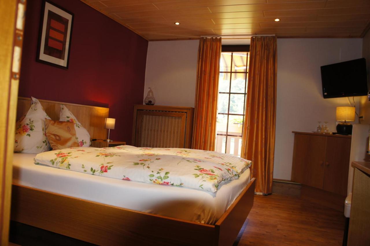 Hotel Rittersprung Ouren Exterior photo
